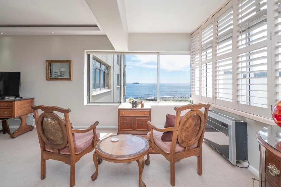 To Let 1 Bedroom Property for Rent in Mouille Point Western Cape